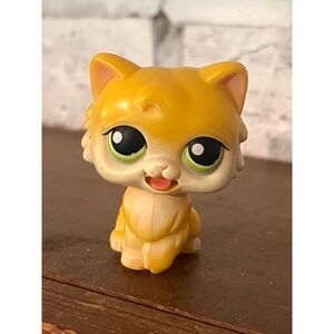2005 Hasbro Littlest Pet Shop Magic Motion Persian Cat Yellow Orange Green Eyes